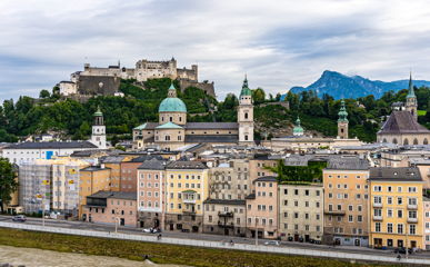 limousine service salzburg Salzburg city view with castle